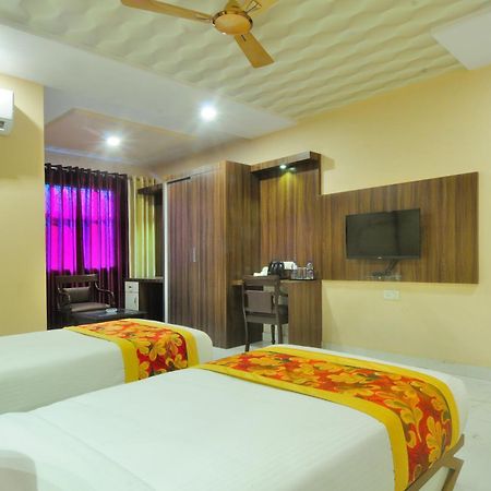 אג'מר Hotel New Majestic מראה חיצוני תמונה