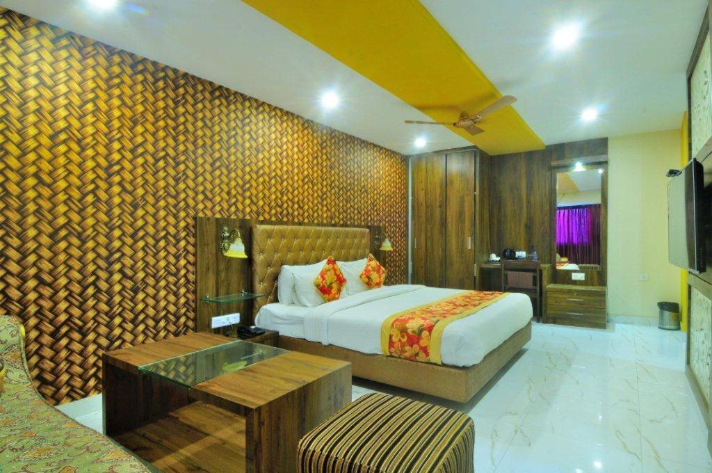 אג'מר Hotel New Majestic מראה חיצוני תמונה