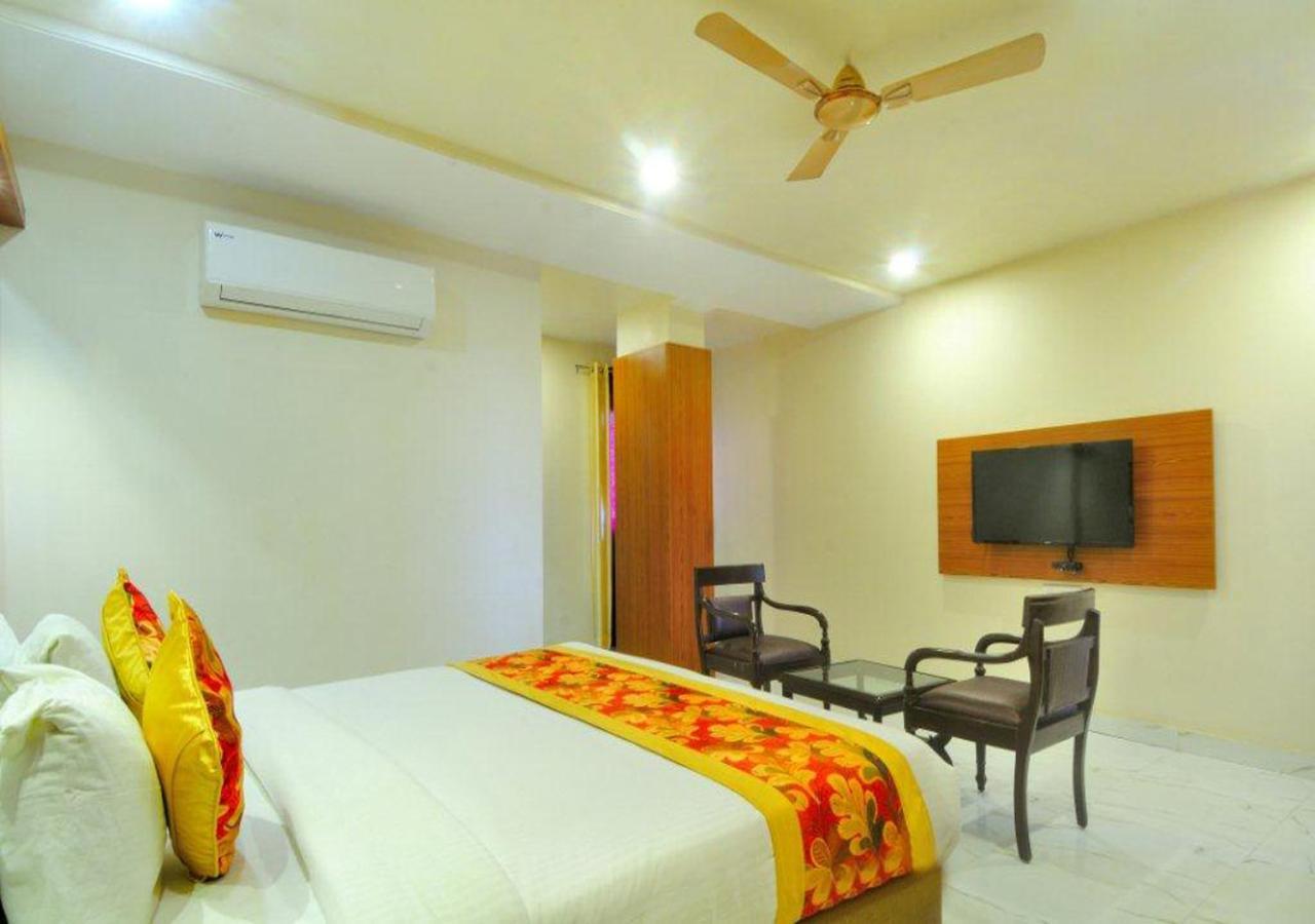 אג'מר Hotel New Majestic מראה חיצוני תמונה