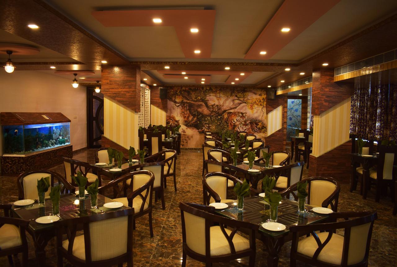 אג'מר Hotel New Majestic מראה חיצוני תמונה