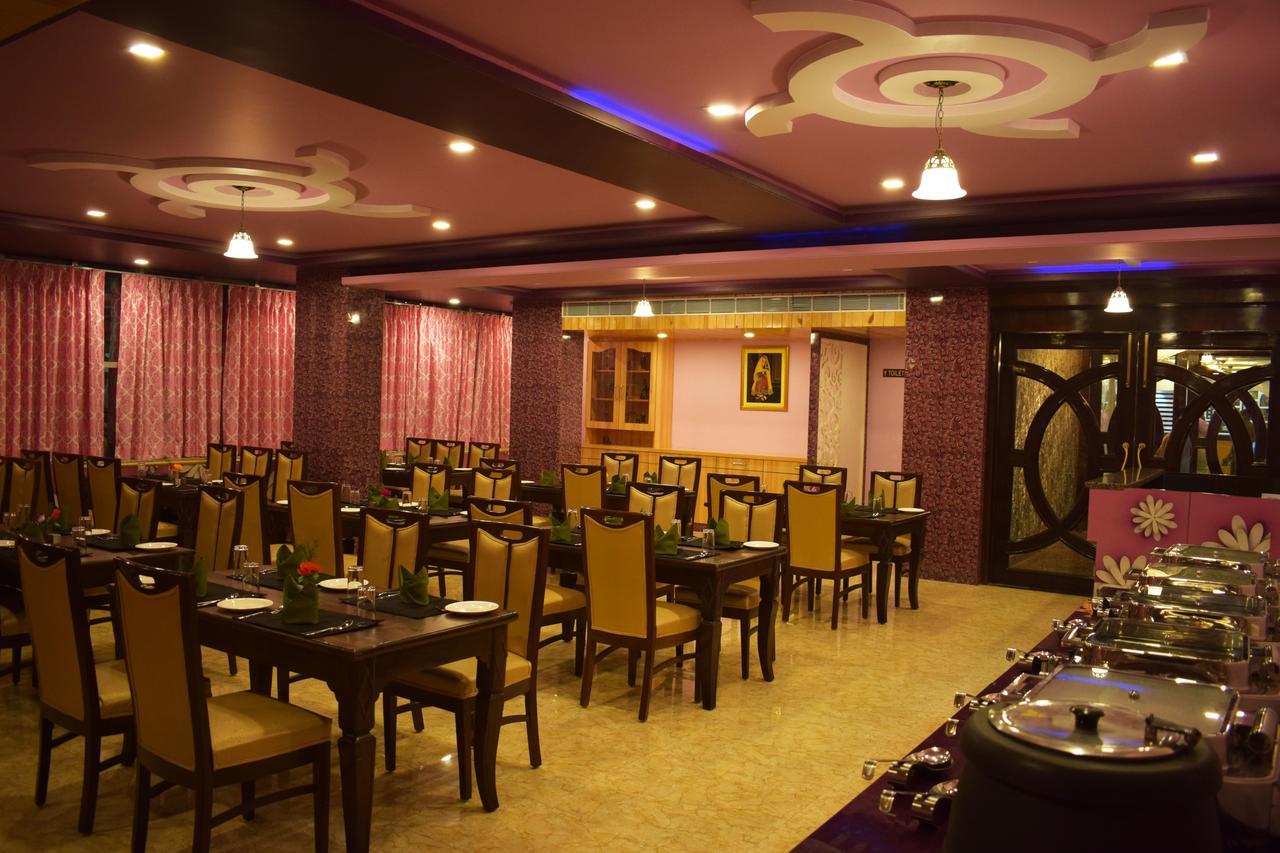אג'מר Hotel New Majestic מראה חיצוני תמונה