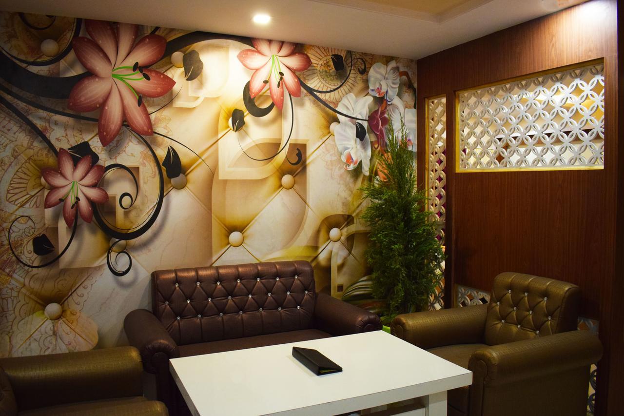 אג'מר Hotel New Majestic מראה חיצוני תמונה