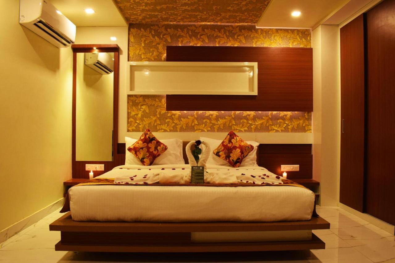 אג'מר Hotel New Majestic מראה חיצוני תמונה