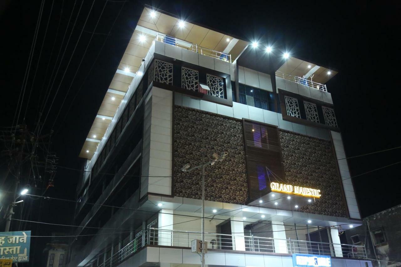 אג'מר Hotel New Majestic מראה חיצוני תמונה
